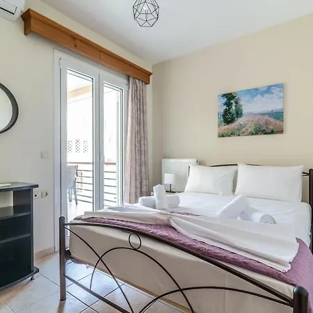 Lovely Maisonette In The Village Appartement *