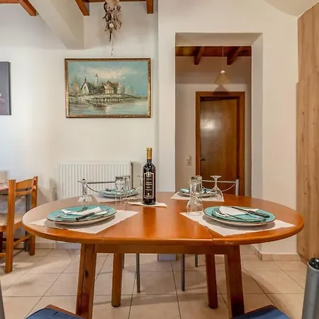 Lovely Maisonette In The Village * Márathos